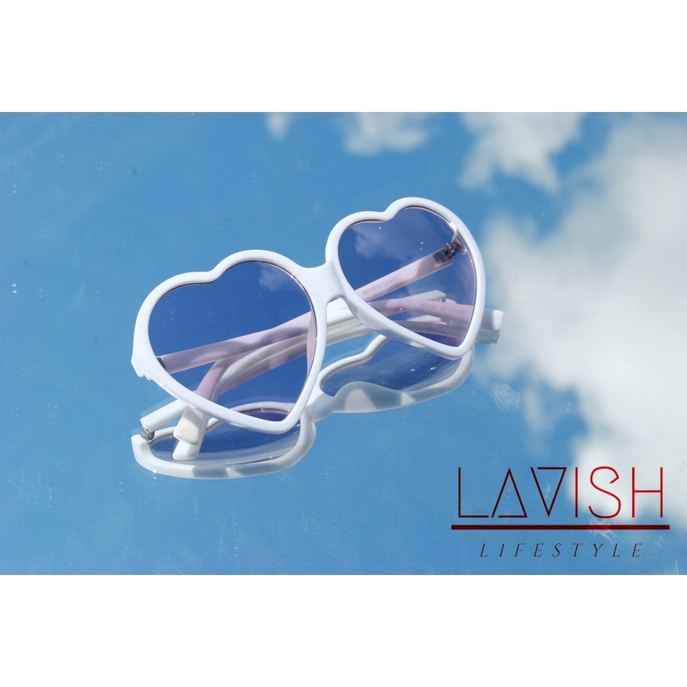 White Heart: fashion sunglasses